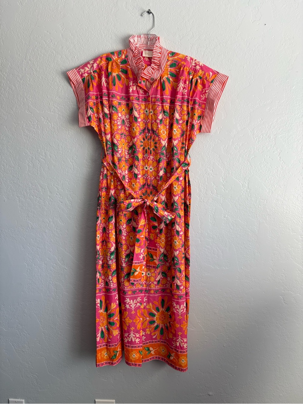 ❤️NEW entró Vibrant Pink & Orange Floral Midi Dress with Tie Waist